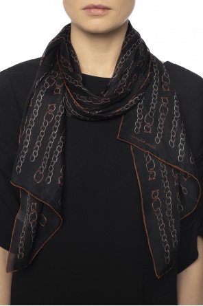 Printed silk scarf, zdjęcie 2 Printed silk scarf od Salvatore Ferragamo